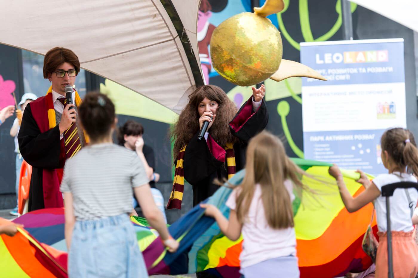 Гаррі Поттер та Герміона на дитячому просторі від LEOLAND на Coffee, Books & Vintage Festival