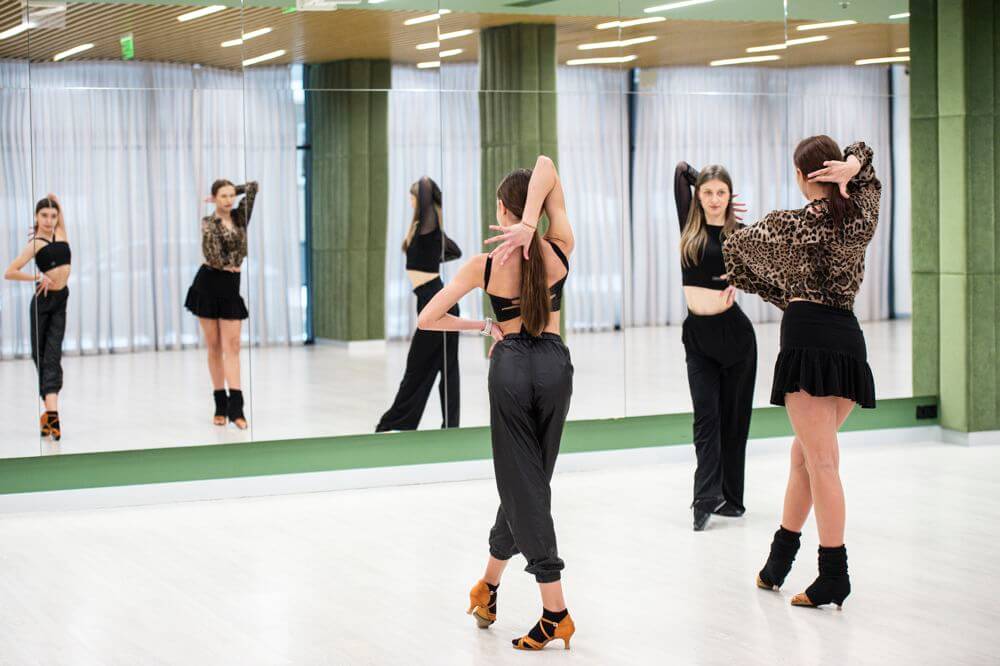  LEODANCE 2