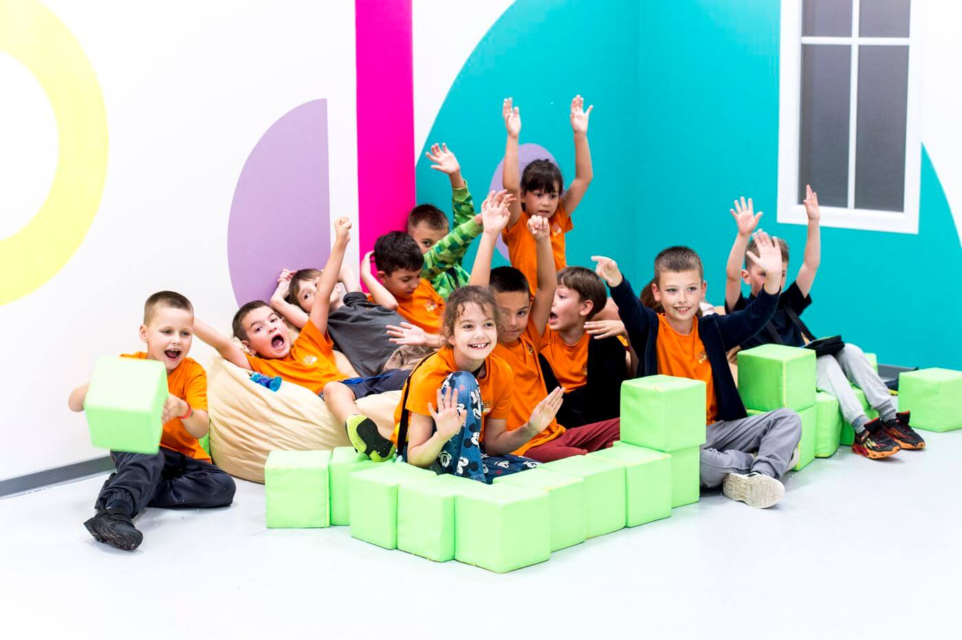 Розваги LEOCAMP