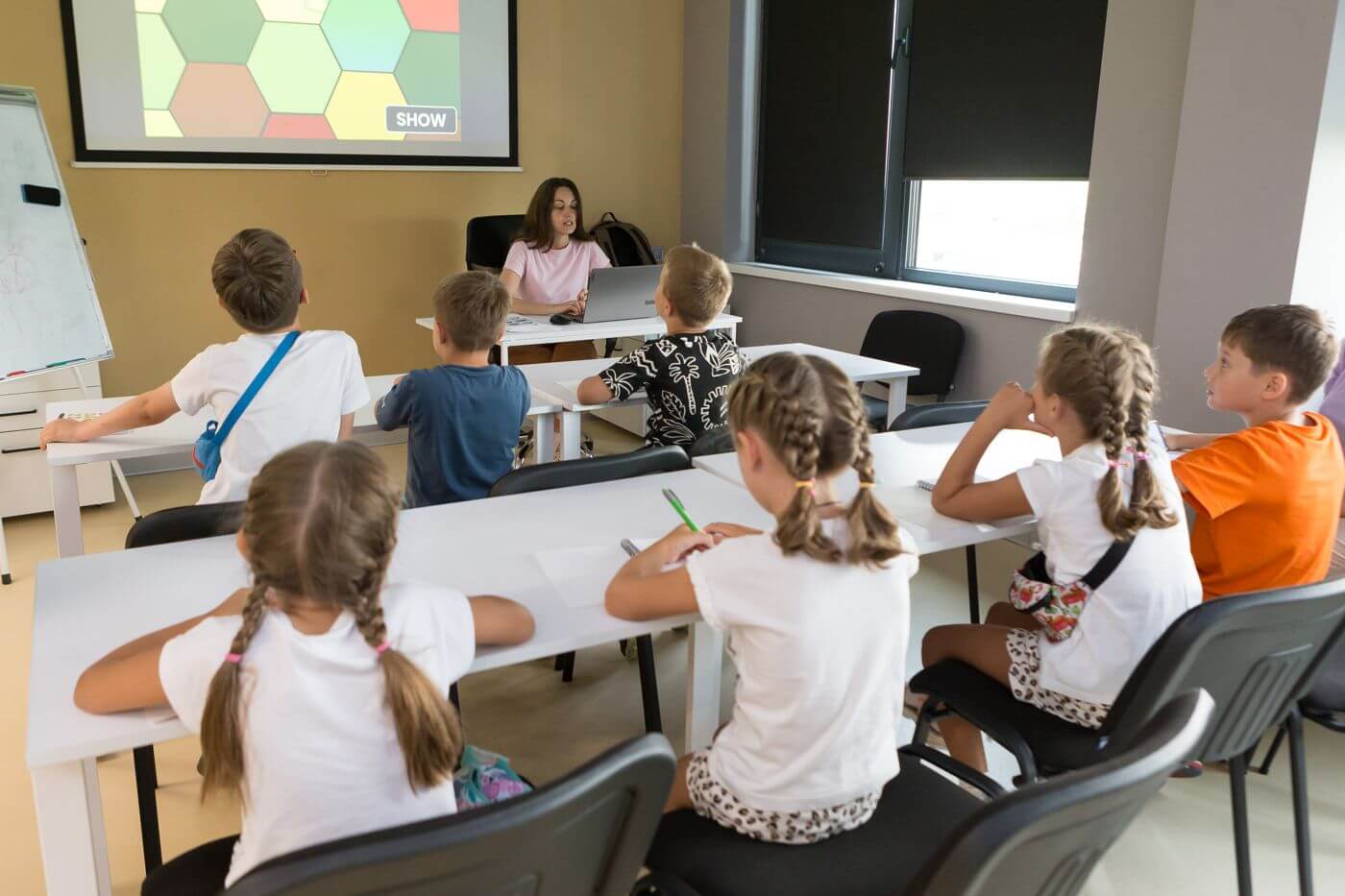 вивчення англійської у LEOLAND