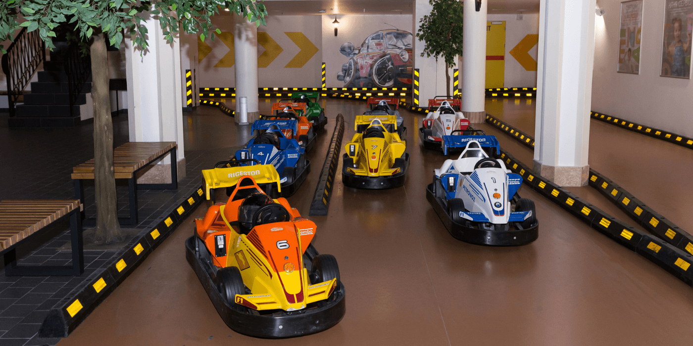 Картинг у місті професій Kidlandia