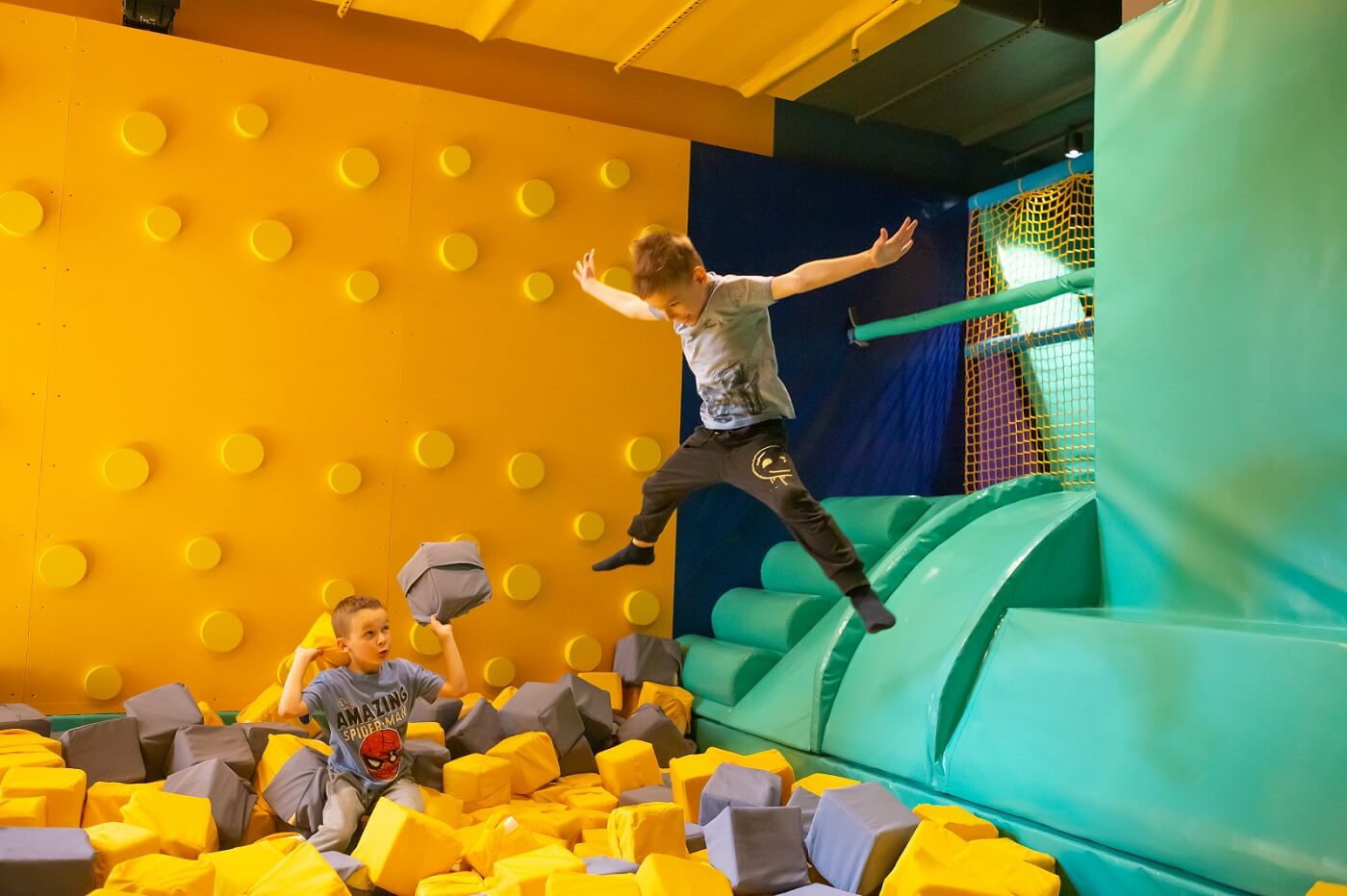 Як відсвяткувати день народження дитини шкільного віку: кращі ідеї для дітей у місті Львів