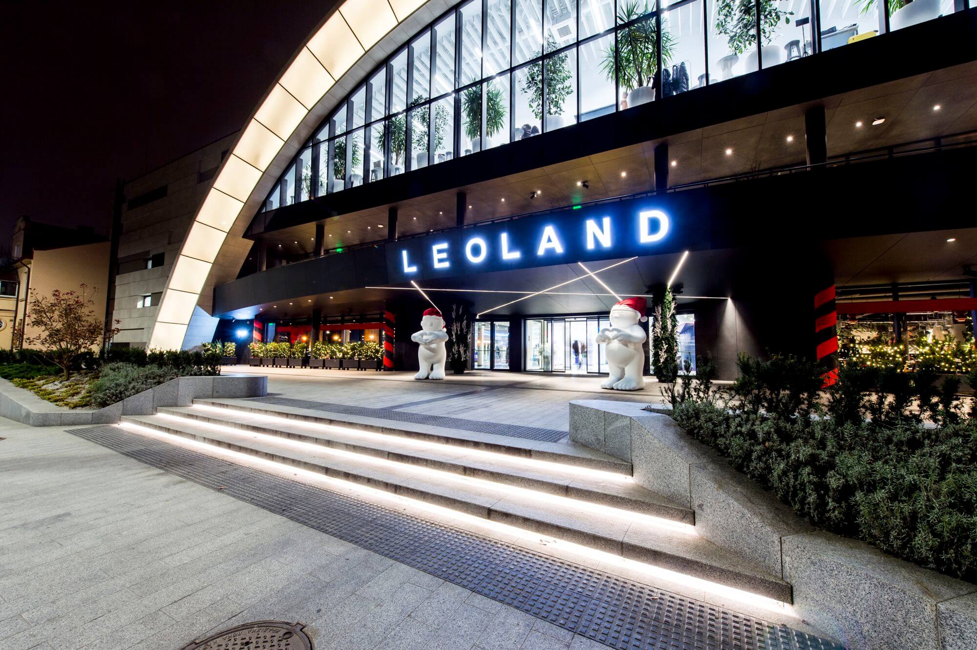 Дитячі Кімнати та Розважальні Центри Львова: Огляд та Рекомендації 