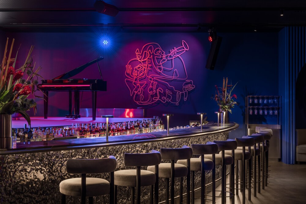 88 cocktail bar