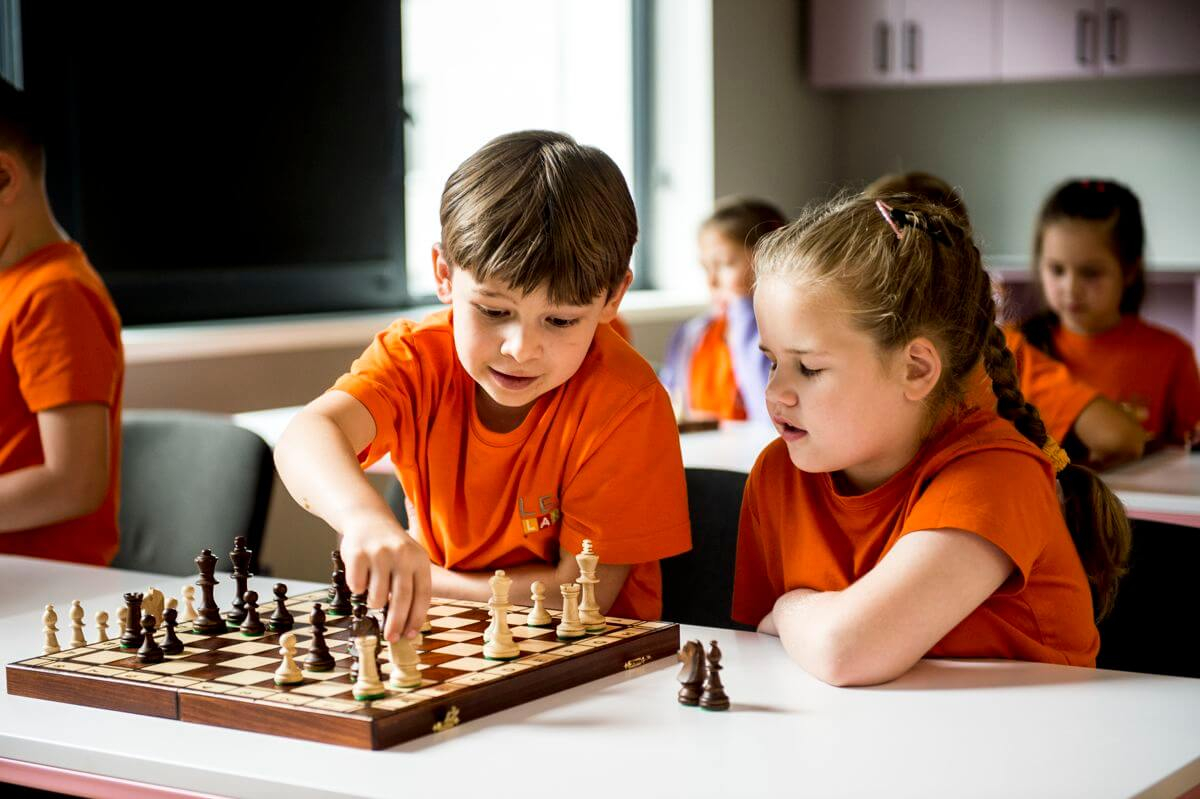 Весняний табір для дітей 9